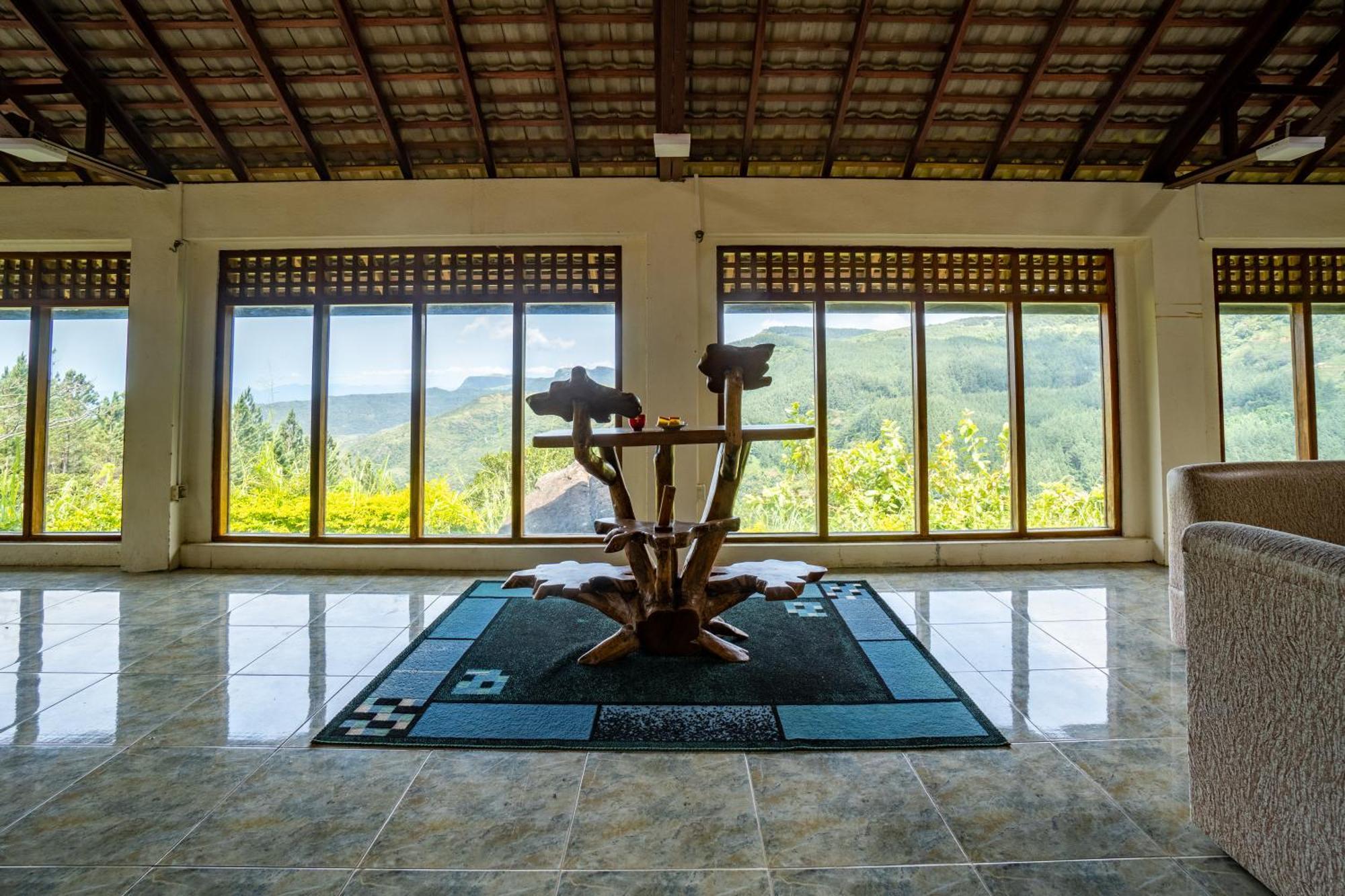 Shanthi Uyana Kandy Exterior foto